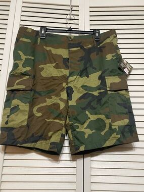 Rothco BDU combat Cargo Shorts Size  Waist 35-39 NWT